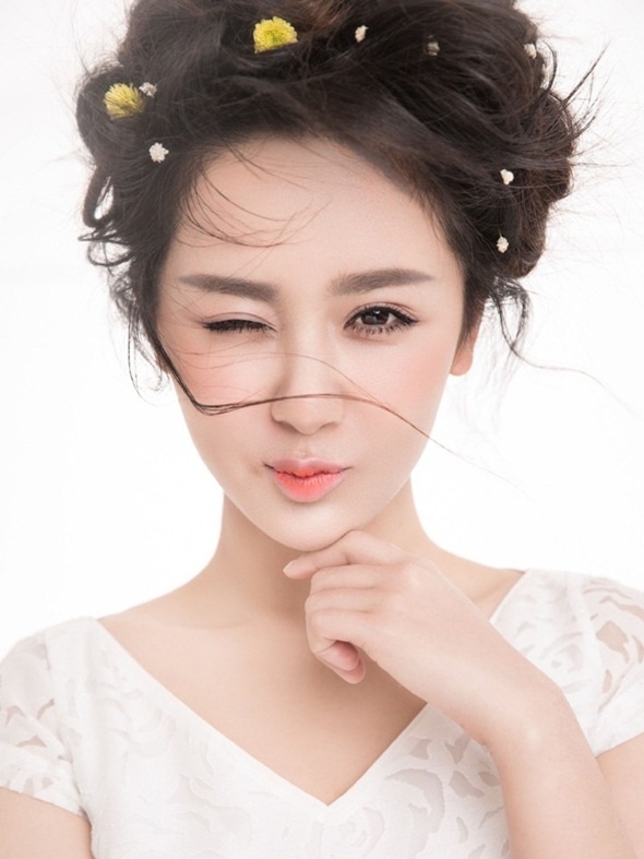 Sao nhí Dương Tử ngày nào......nay đã trở thành thiếu nữ ngoài đôi mươi đẹp rạng rỡ.