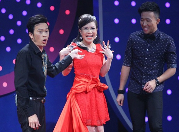 Viet Huong: 'Nha san xuat bo so tien lon moi toi bang duoc' hinh anh