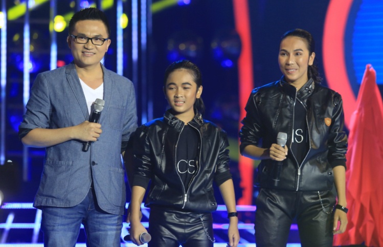Hoai Linh kinh ngac truoc phien ban nu hoan hao cua Kasim hinh anh
