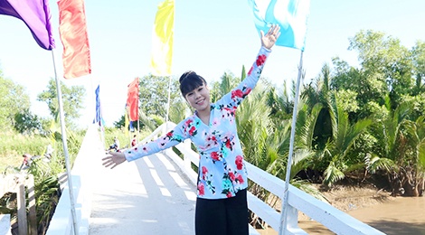 Viet Huong bi chan thuong van den Bac Lieu xay cau hinh anh