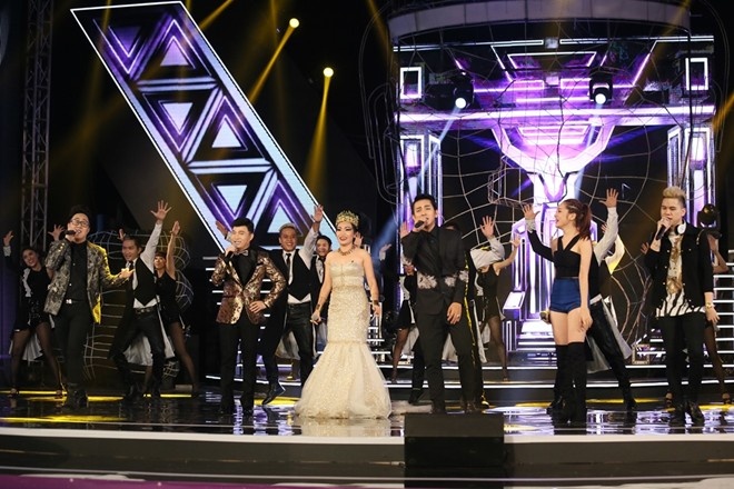 Trung Quan, Vu Cat Tuong va Hoai Lam 'hut hon' khan gia hinh anh