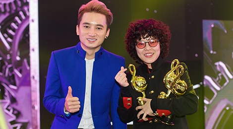 Tien Tien - Manh Quynh tra loi truc tuyen doc gia Zing.vn hinh anh