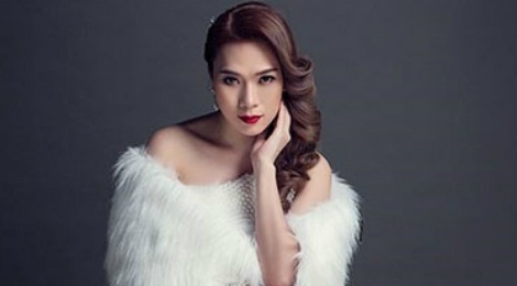 Nhung quy co xinh dep tuoi Than chua chong cua showbiz hinh anh