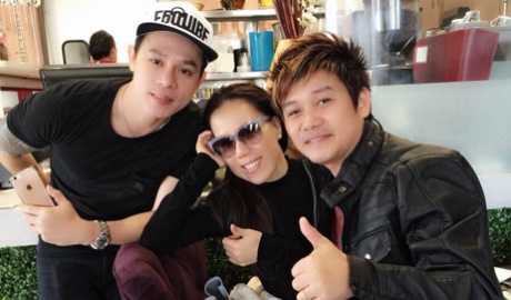 Ca si hai ngoai sum vay vui Tet truyen thong hinh anh