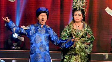 Thuy Muoi say ruou, sam so Tu Suong trong tieu pham hai hinh anh