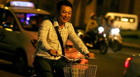 Trung tam Van Son lo tac quyen nhieu nhac si tai Viet Nam hinh anh