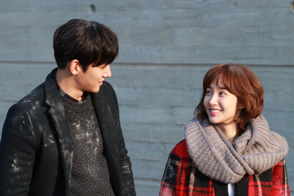 Park Min Young giảm cân đóng phim,  Park Min Young cắt tóc ngắn,  Ji Chang Wook ảnh 1 Park Min Young giam can dong phim,  Park Min Young cat toc ngan,  Ji Chang Wook anh 1