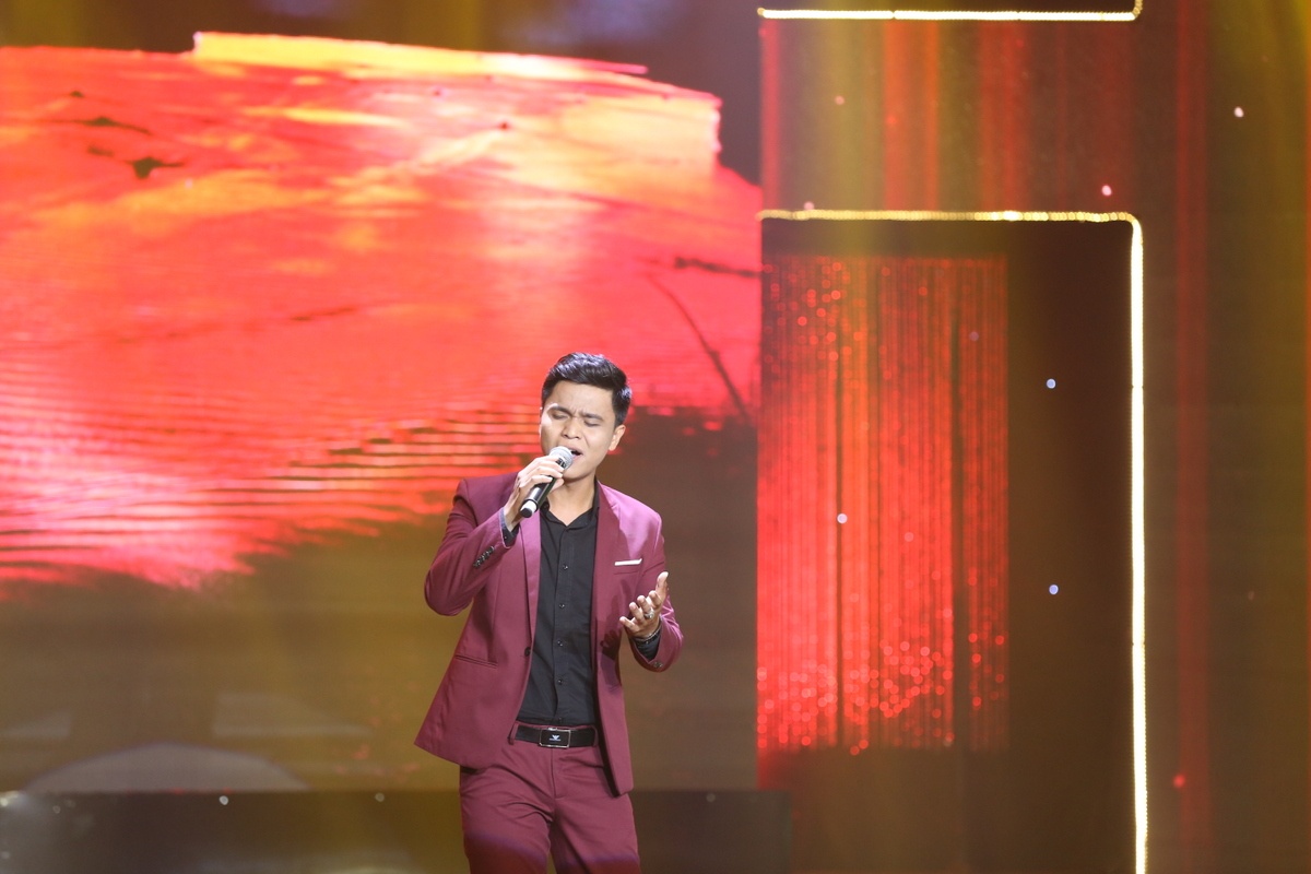 chang trai ban trai cay dao,  Ngoc Son xuc dong vi chang trai ban trai cay anh 12