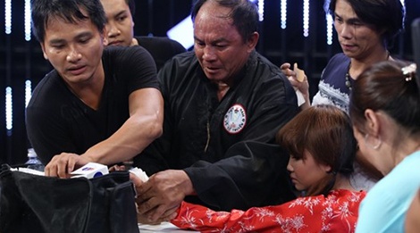 BTC 'Song dau' len tieng ve tai nan nguy hiem o truong quay hinh anh