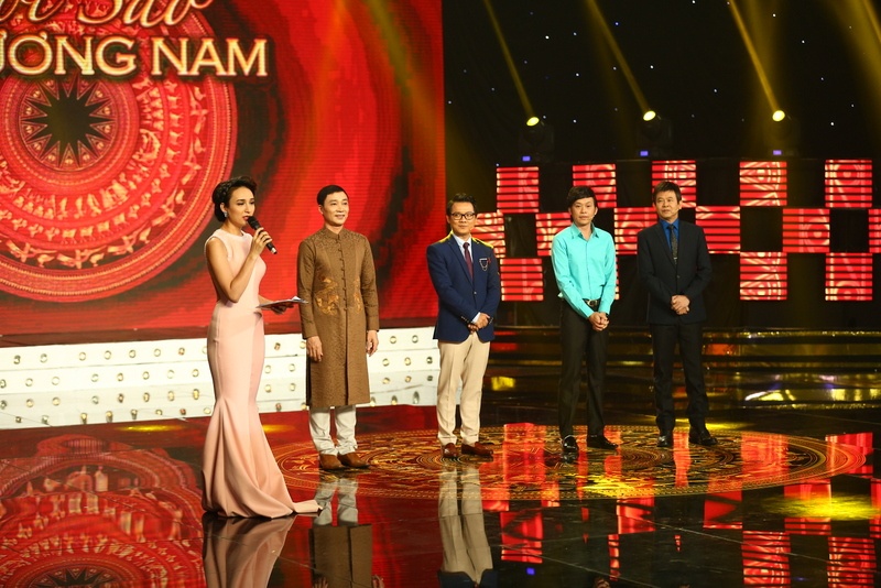 Hoai Linh che tiet muc cua Van Quang Long anh 1