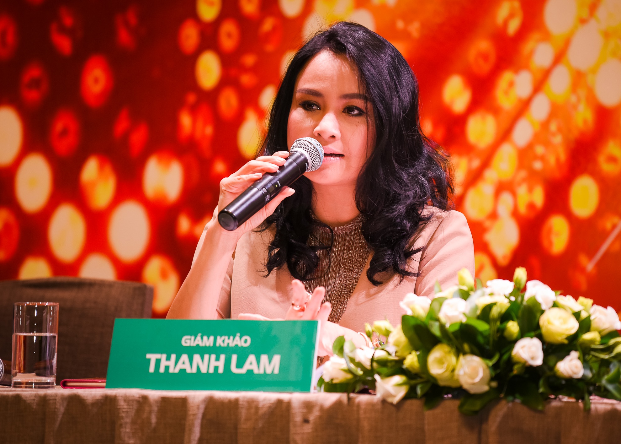 Tùng Dương không có nhẫn kim cương dụ thí sinh ảnh 9 Tung Duong khong co nhan kim cuong du thi sinh anh 9