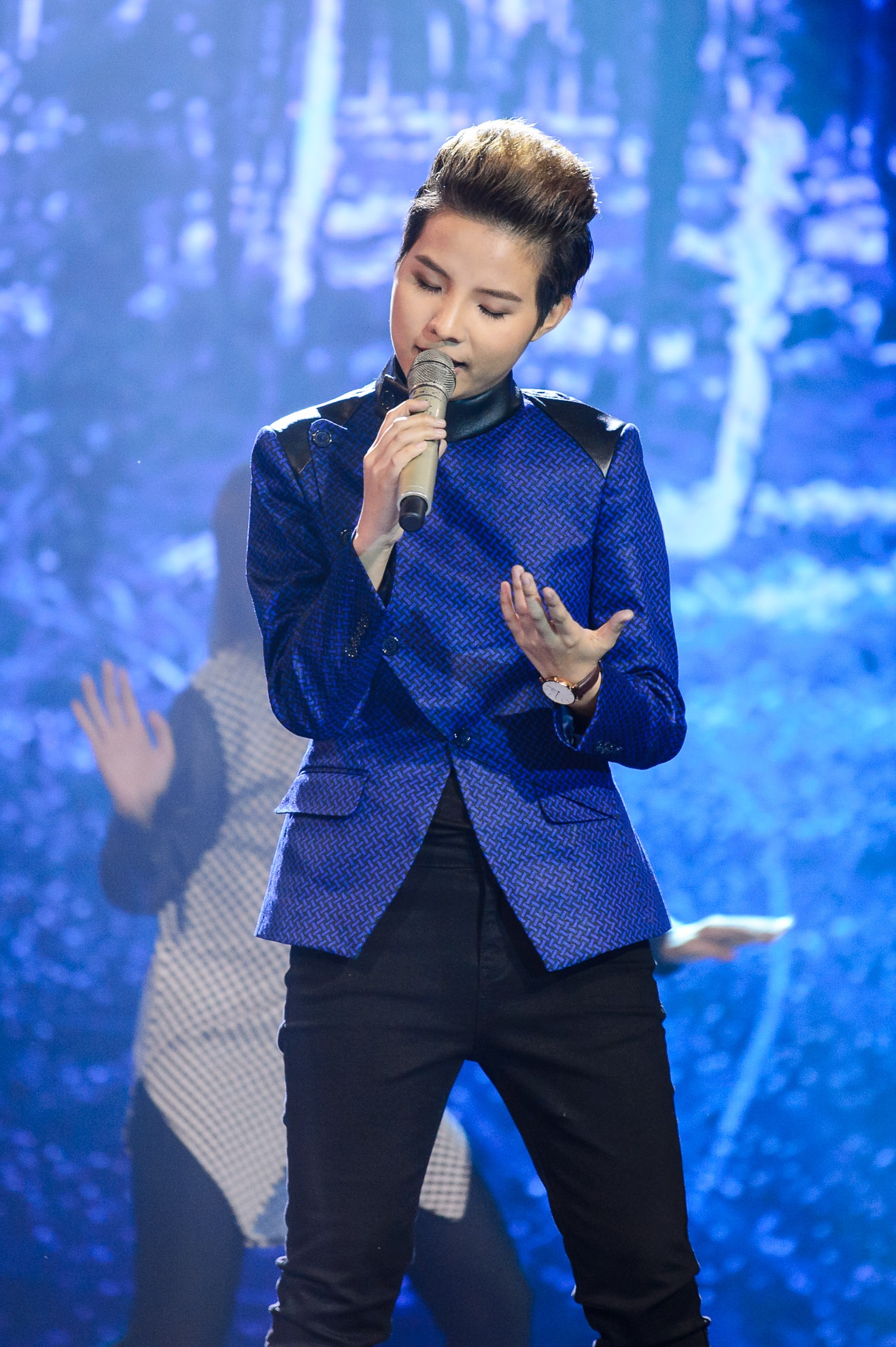 Isaac,  Noo Phước Thịnh quyến rũ fan ảnh 6 Isaac,  Noo Phuoc Thinh quyen ru fan anh 6