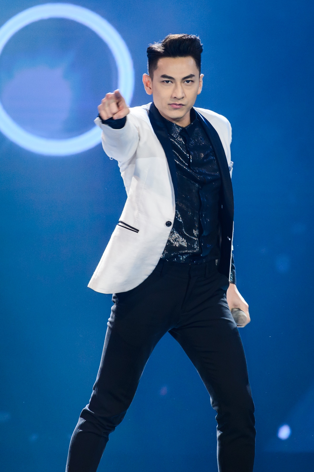 Isaac,  Noo Phước Thịnh quyến rũ fan ảnh 8 Isaac,  Noo Phuoc Thinh quyen ru fan anh 8