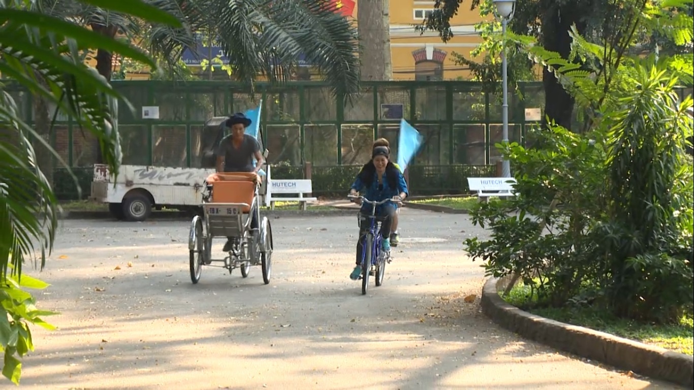 Trấn Thành tố Chí Thiện ở ác ảnh 6 Tran Thanh to Chi Thien o ac anh 6