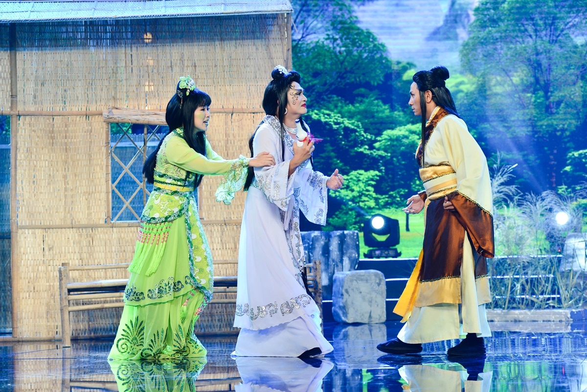 Thuy Nga cam dao ruot duoi Chi Tai anh 6