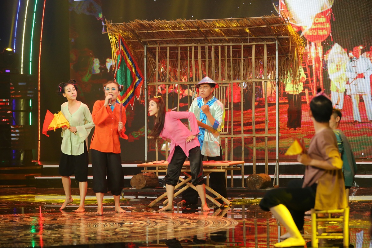 Hoai Linh khoc o Ngoi sao phuong Nam anh 9