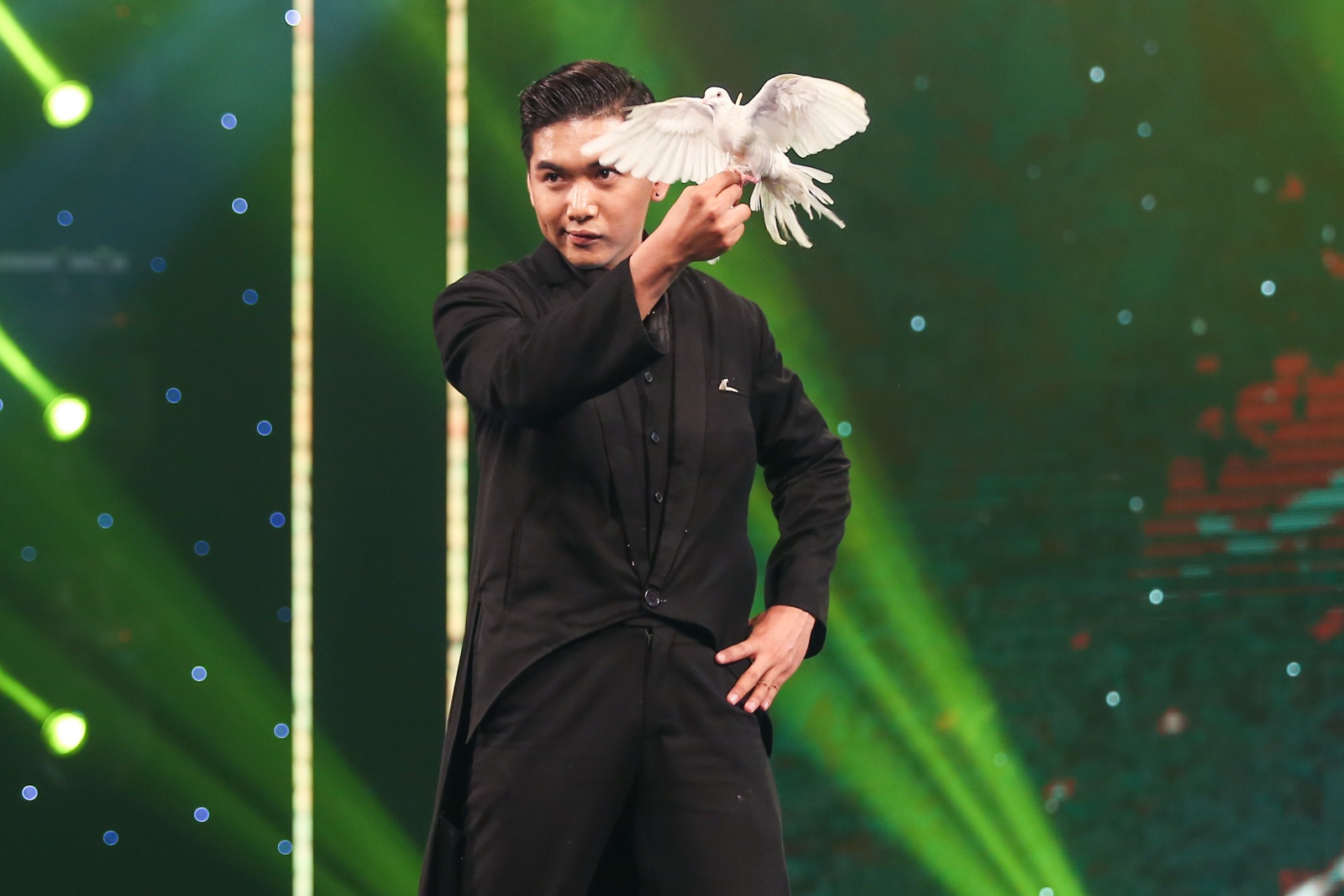 Trấn Thành mắc lỗi ở Vietnam's Got Talent  ảnh 12 Tran Thanh mac loi o Vietnam's Got Talent anh 12
