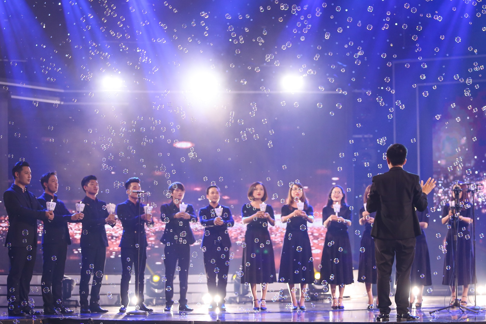 Trấn Thành mắc lỗi ở Vietnam's Got Talent  ảnh 2 Tran Thanh mac loi o Vietnam's Got Talent anh 2