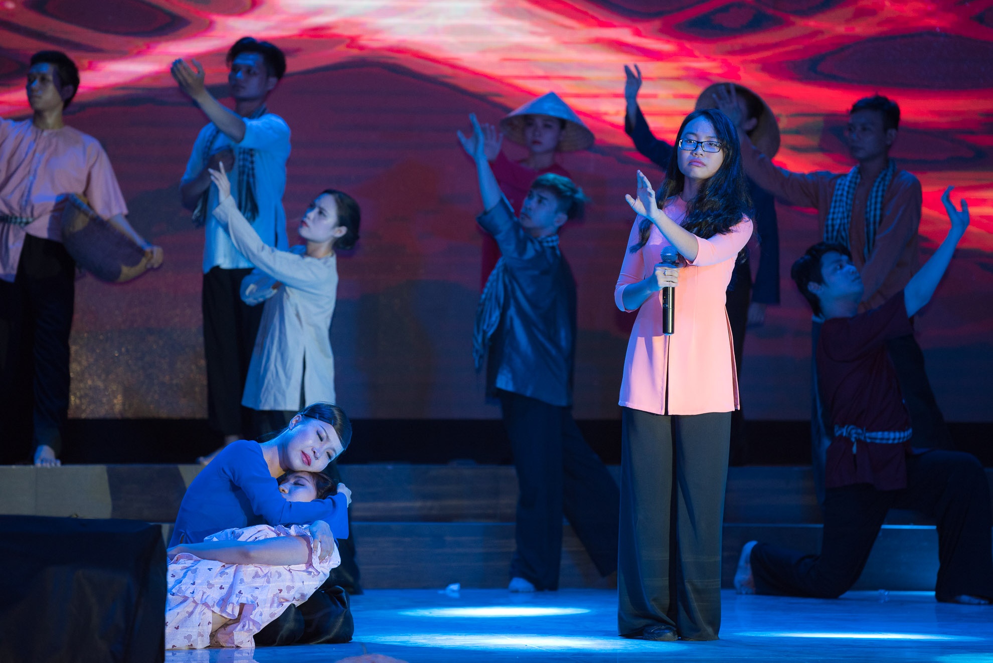 Hinh anh Live show Quach Tuan Du anh 11