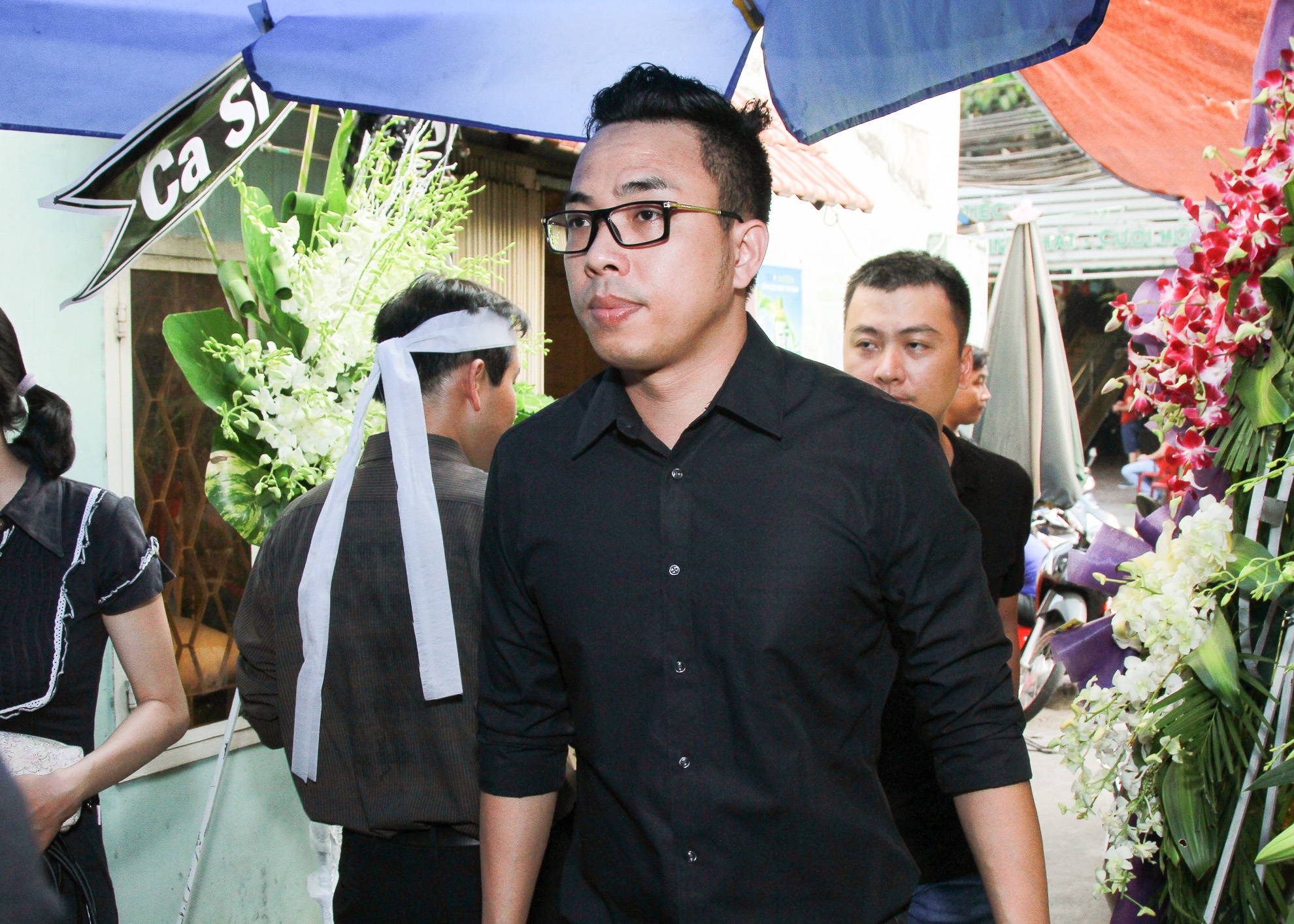 dam tang nhac si Nguyen Anh 9 anh 10