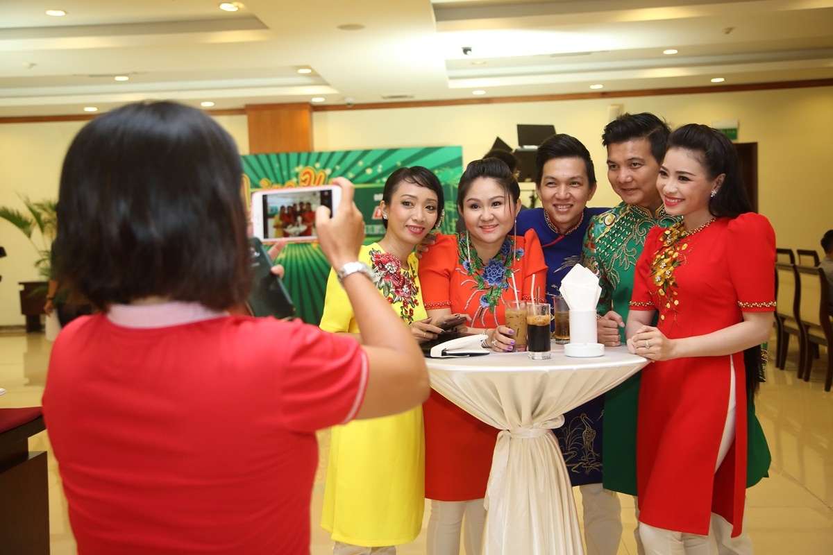 Bang Di than thiet voi Tran Thanh anh 10