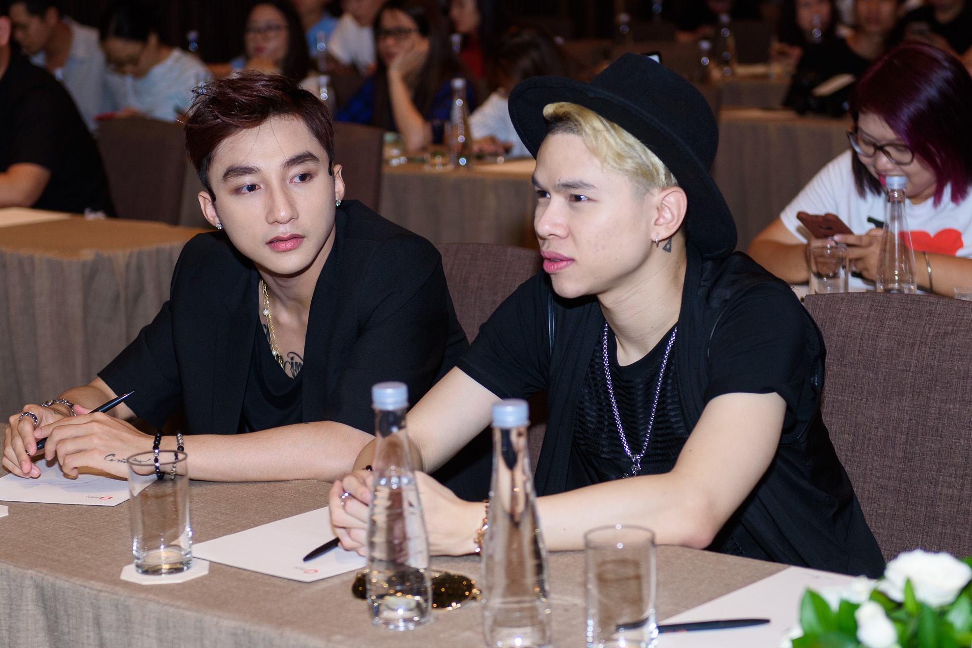 Hoàng Tôn điều trị tâm lý ảnh 2 Hoang Ton dieu tri tam ly anh 2