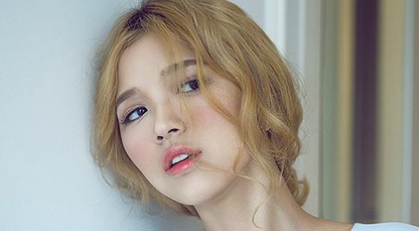 Suni Ha Linh danh bai cac doi thu nang ky tren BXH Zing hinh anh
