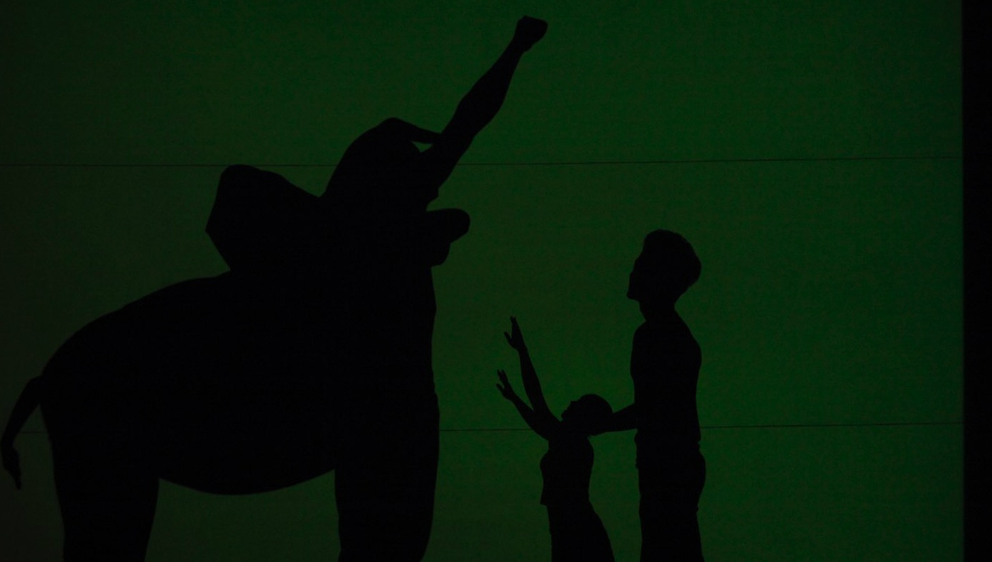 Nhom Gio mua bong hinh anh