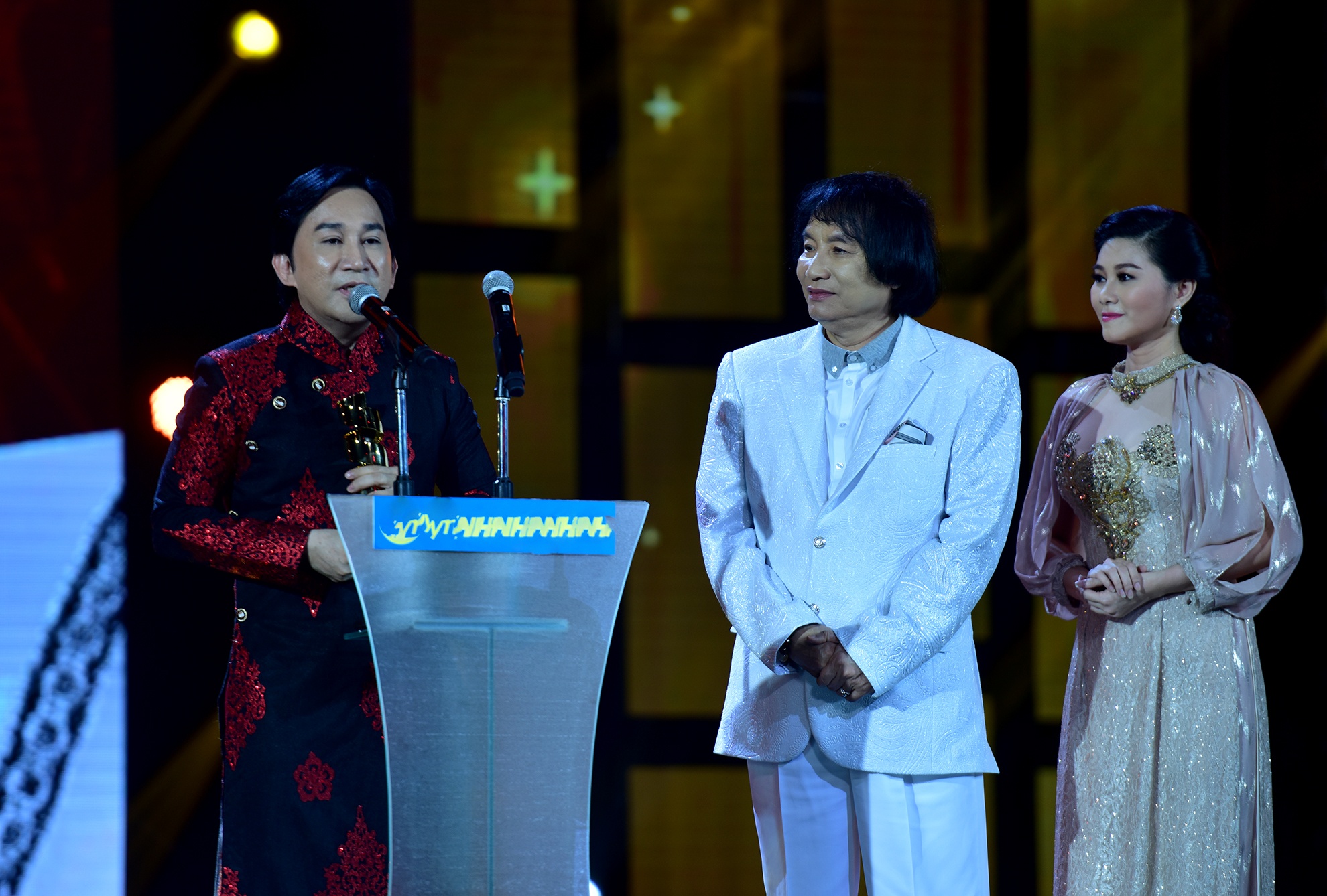 khoanh khac an tuong o  HTV Awards anh 8