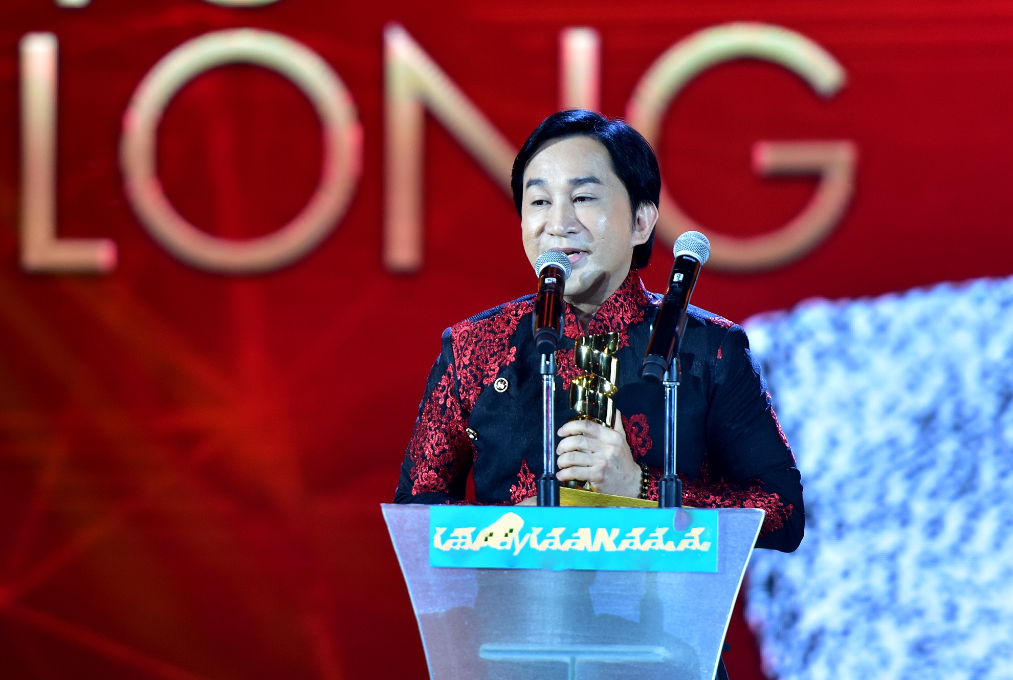 khoanh khac an tuong o  HTV Awards anh 9