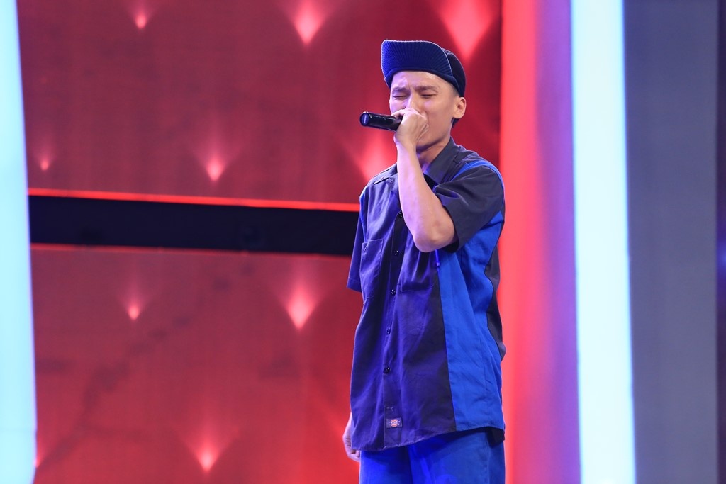 Tran Thanh va Hari Won bi choc que anh 8