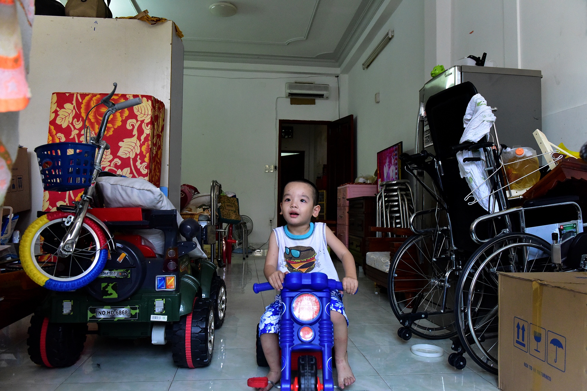 vo Nguyen Hoang mo quan ca phe anh 7