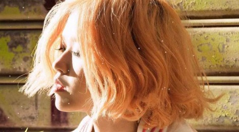 Suni Ha Linh duoc gioi tre yeu thich tren BXH dau thang 4 hinh anh