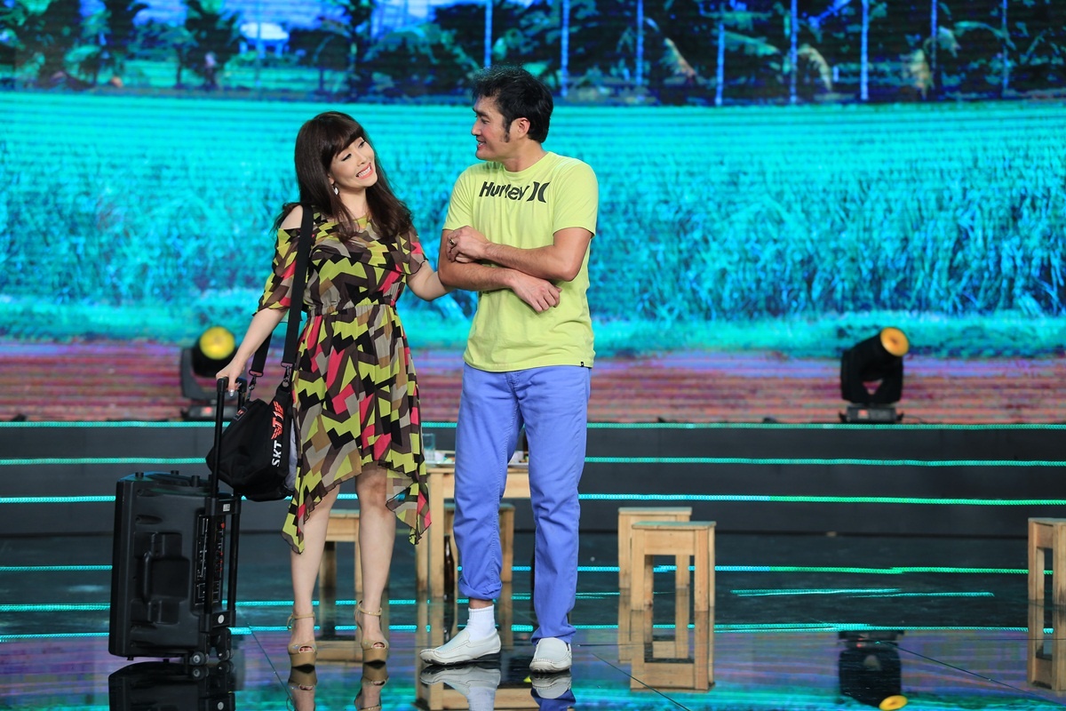 Con gai Kim Tu Long dien hai anh 8