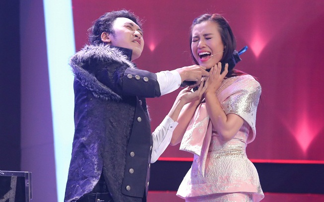 Man ao thuat bien chim thanh con tran hinh anh