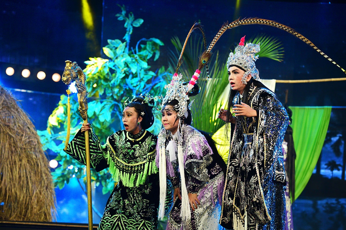 Con gai lon cua Kim Tu Long anh 6