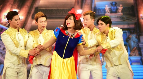 Bang Di, BB Tran bi Viet Huong che thang thung hinh anh