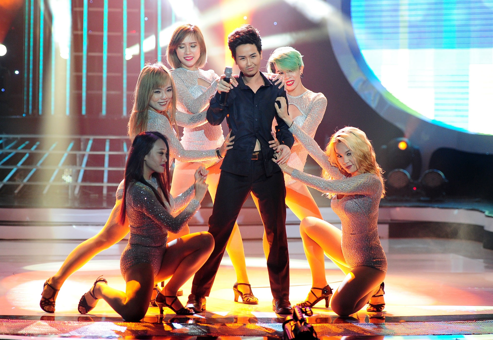 Tập 13 Gương mặt thân quen ảnh 9 Tap 13 Guong mat than quen anh 9