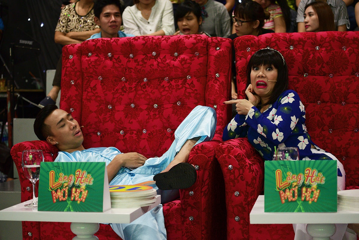 Mẹ Trấn Thành chăm sóc con trai ảnh 6 Me Tran Thanh cham soc con trai anh 6