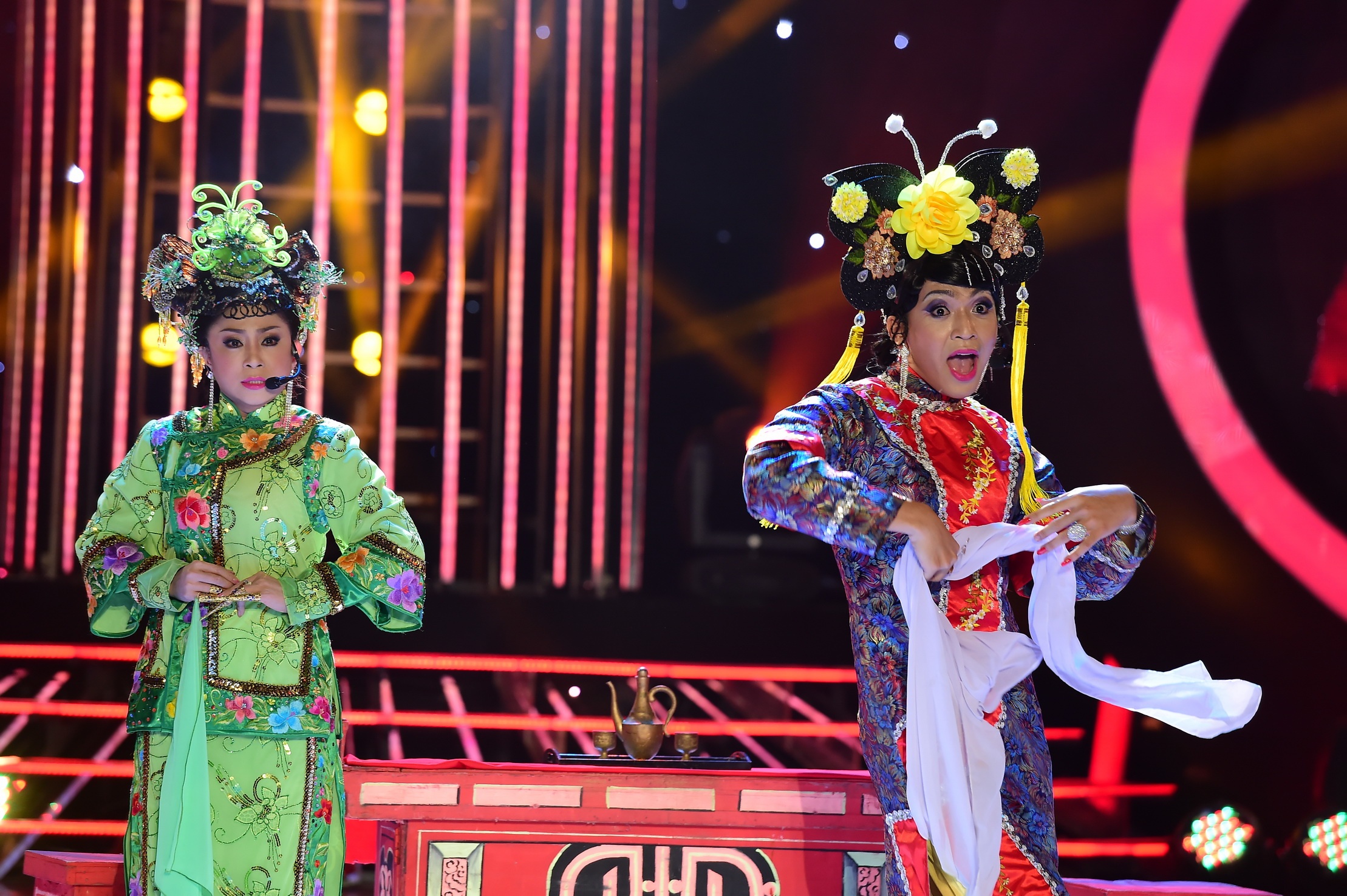 tap 4 Guong mat than quen anh 1