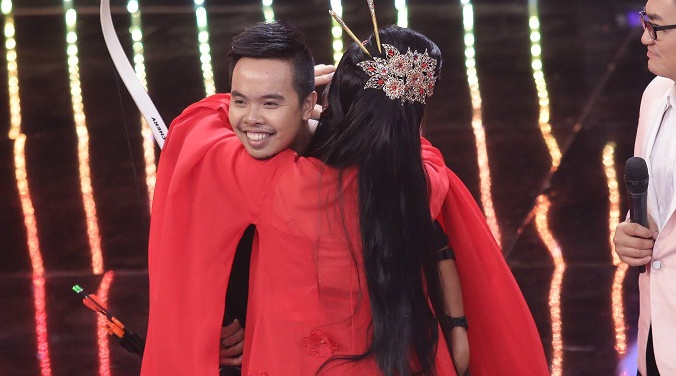 Viet Huong lat lai the co nho cung thu hinh anh