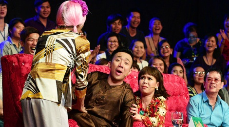 Tran Thanh giat thot nguoi vi bi cuong hon hinh anh