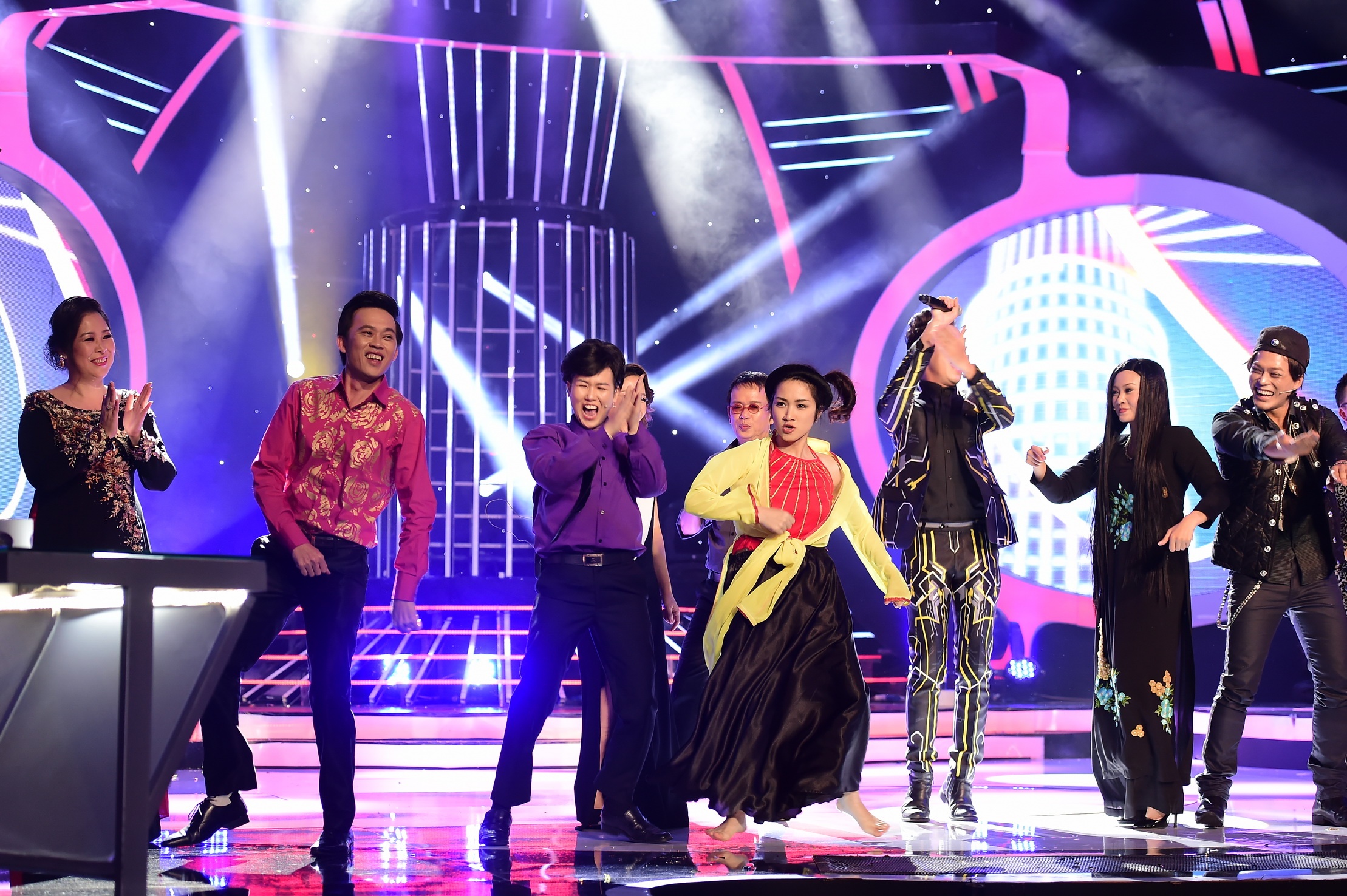 Tap 5 Guong mat than quen anh 12