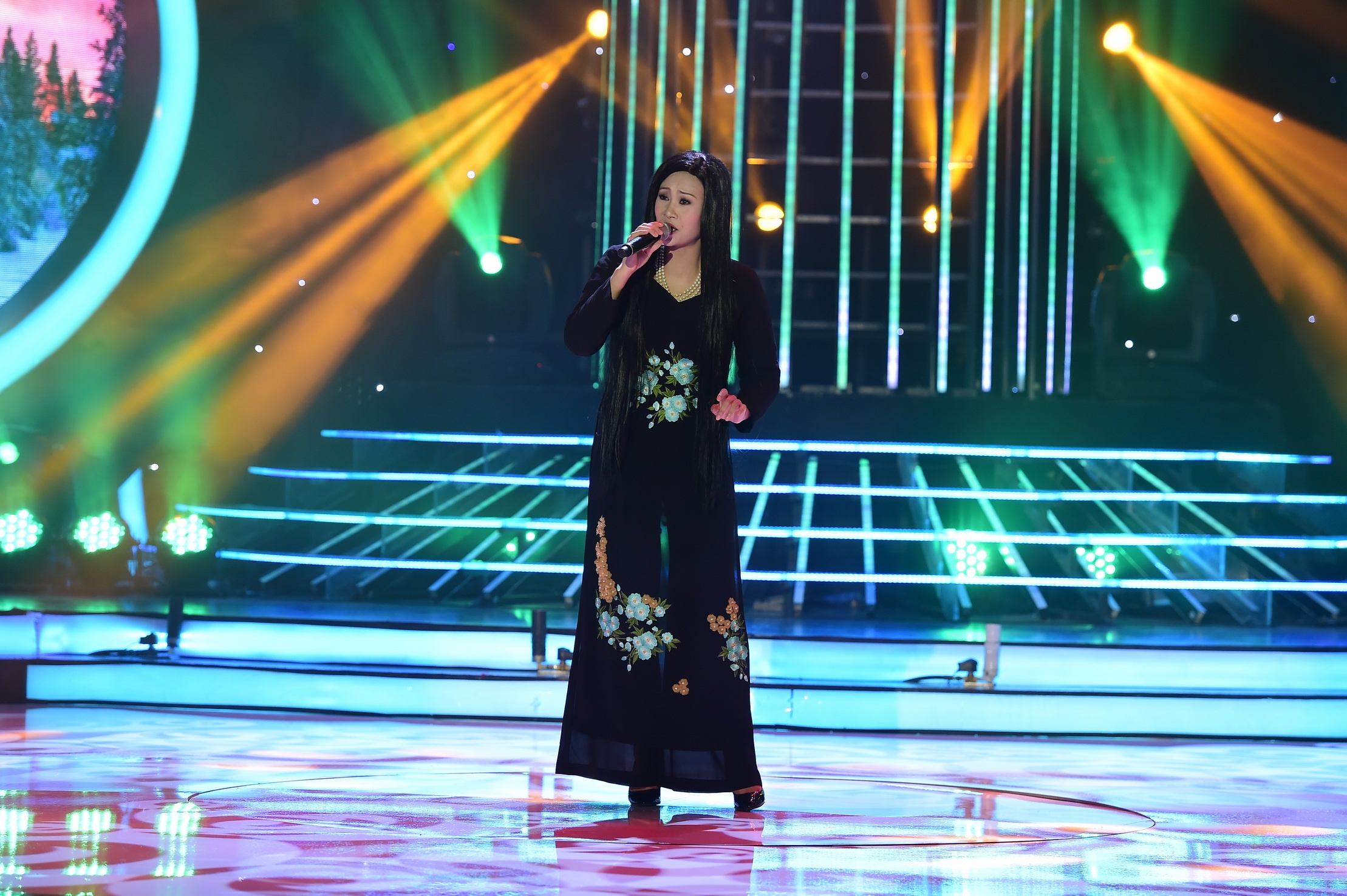 Tap 5 Guong mat than quen anh 10