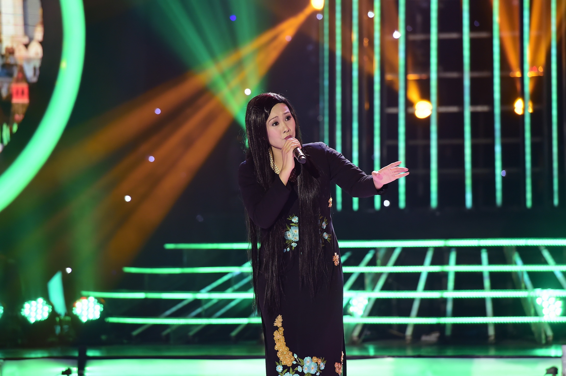 Tap 5 Guong mat than quen anh 11