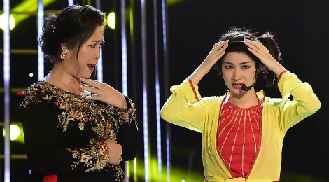 Hoai Linh che Hoa Minzy mo nhat khi dong gia Hong Van hinh anh