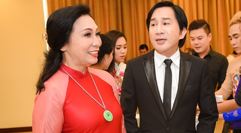 Kim Tu Long cuu mang con gai cua dong nghiep da qua doi hinh anh