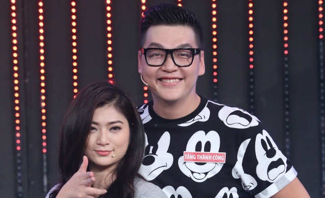 Bat ngo truoc voc dang tron tria cua Thanh Truc hinh anh