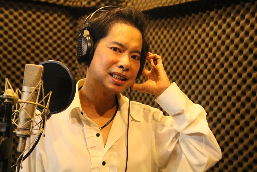 Tinh khuc vuot thoi gian thang 5 anh 2