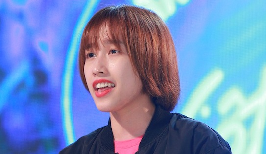 Nhan vien casino Hoai Thu - Ngai ngung hinh anh